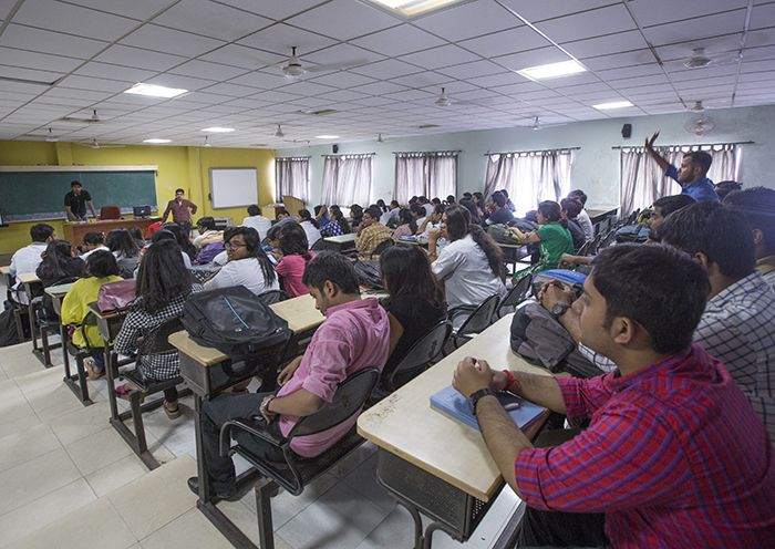 Students at KPC Medical College