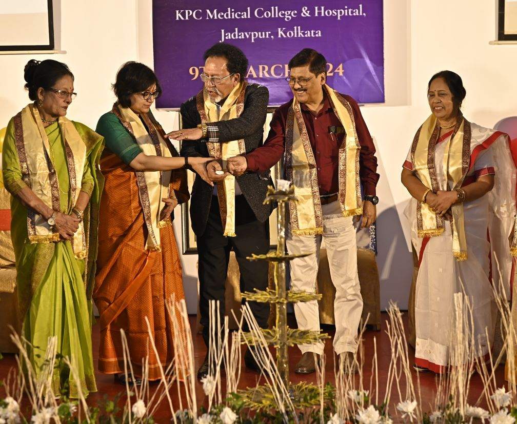 Nursing lamp lighting ceremony